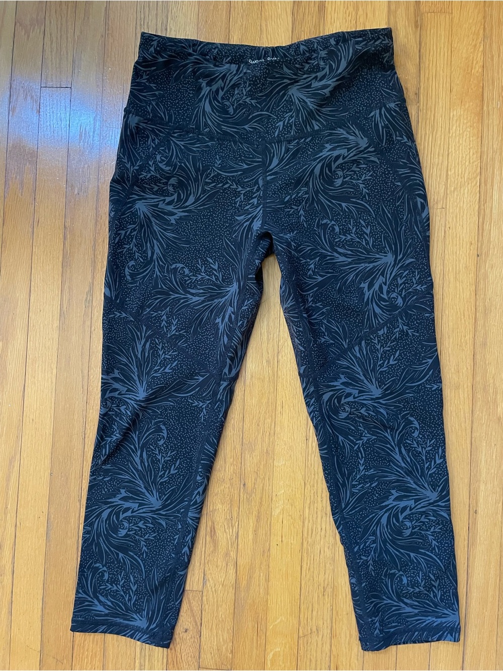 Sweaty Betty The Piwer Cropped Print Leggings - Size XS